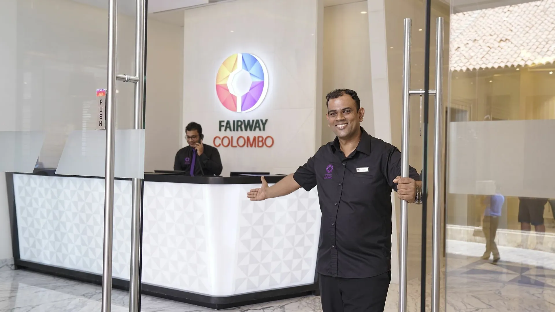 Fairway Colombo Hotel