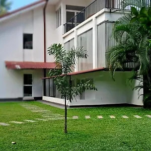 Urban Breeze Hotel