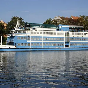 botel-vodnik.praguehotelsweb.com/